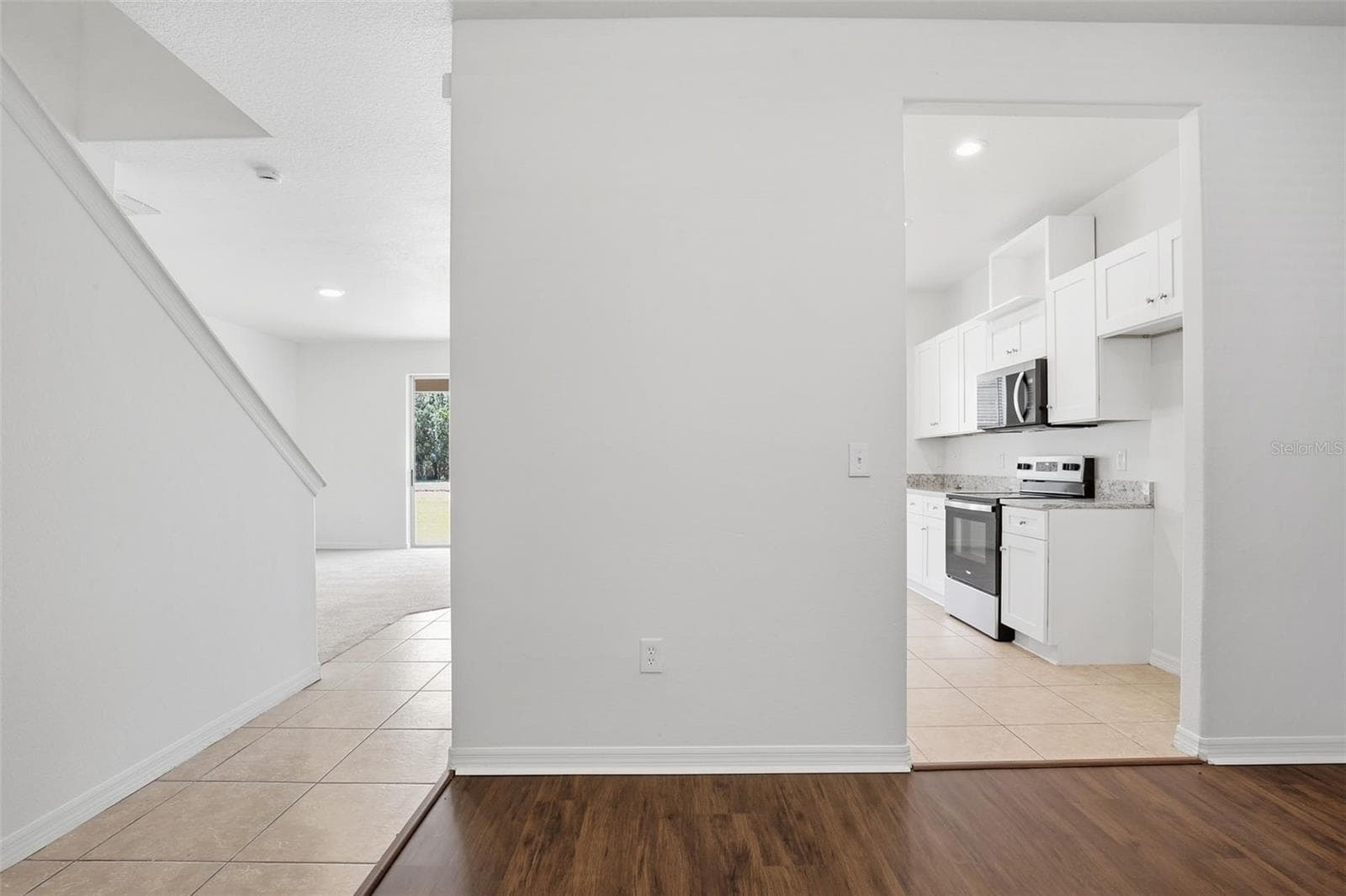 Single Family Residence at 20506 CAROLINA CHERRY CT, TAMPA, photo 8 of 45