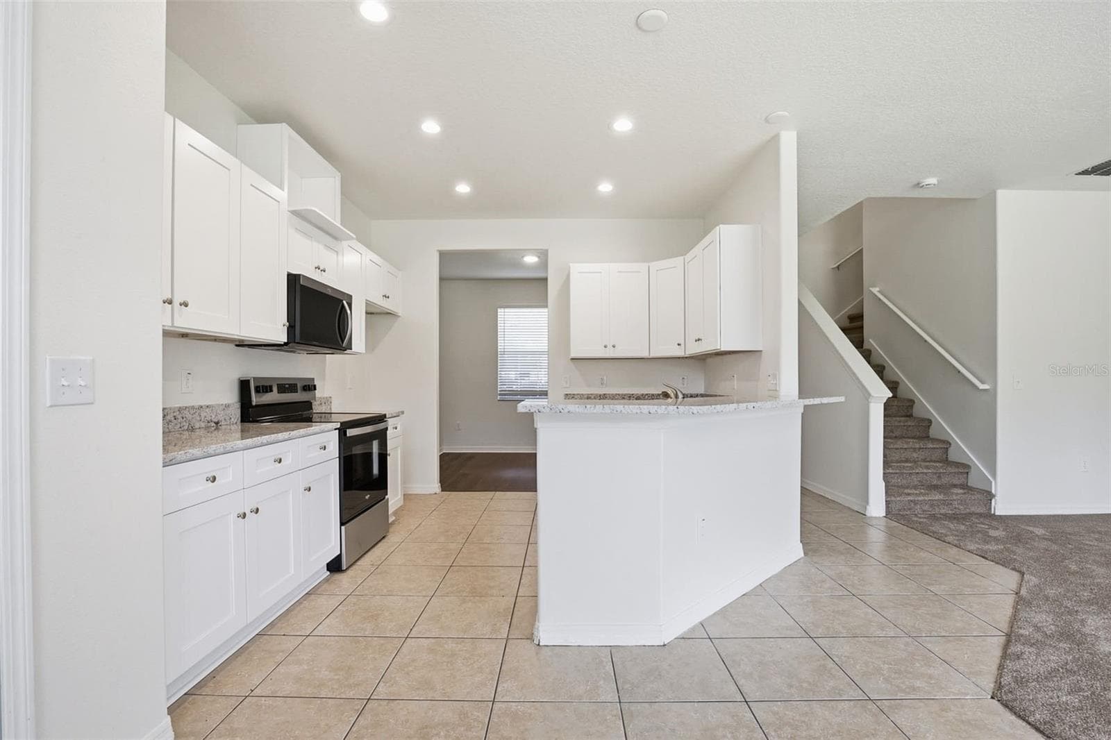 Single Family Residence at 20506 CAROLINA CHERRY CT, TAMPA, photo 19 of 45