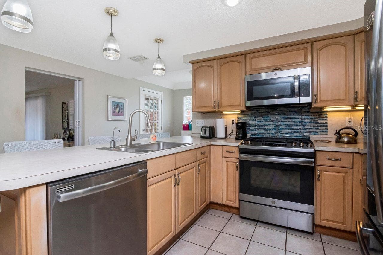 Single Family Residence at 10532 67TH AVE, SEMINOLE, photo 13 of 48