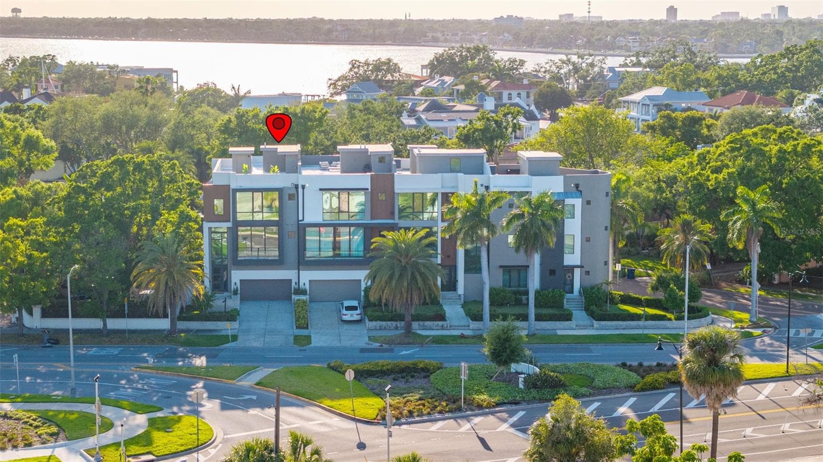 Townhouse at 98 W DAVIS BLVD, TAMPA, photo 84 of 86