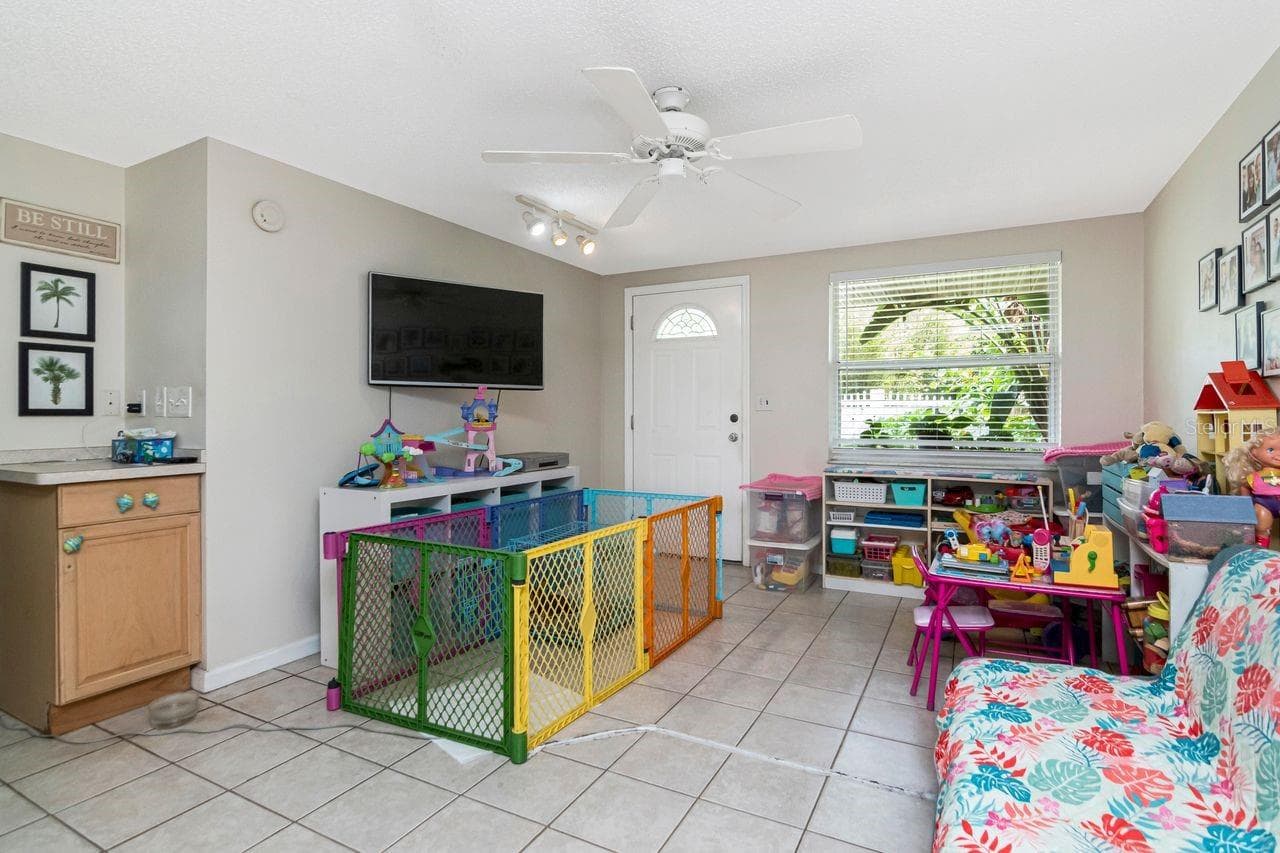 Duplex at 10532 67TH AVE, SEMINOLE, photo 19 of 52
