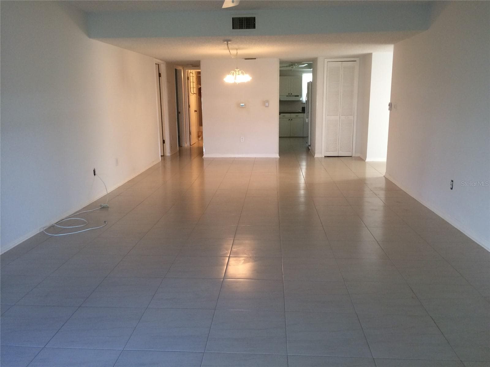 Dining Area - 7907 SAILBOAT KEY BLVD S #105, SOUTH PASADENA
