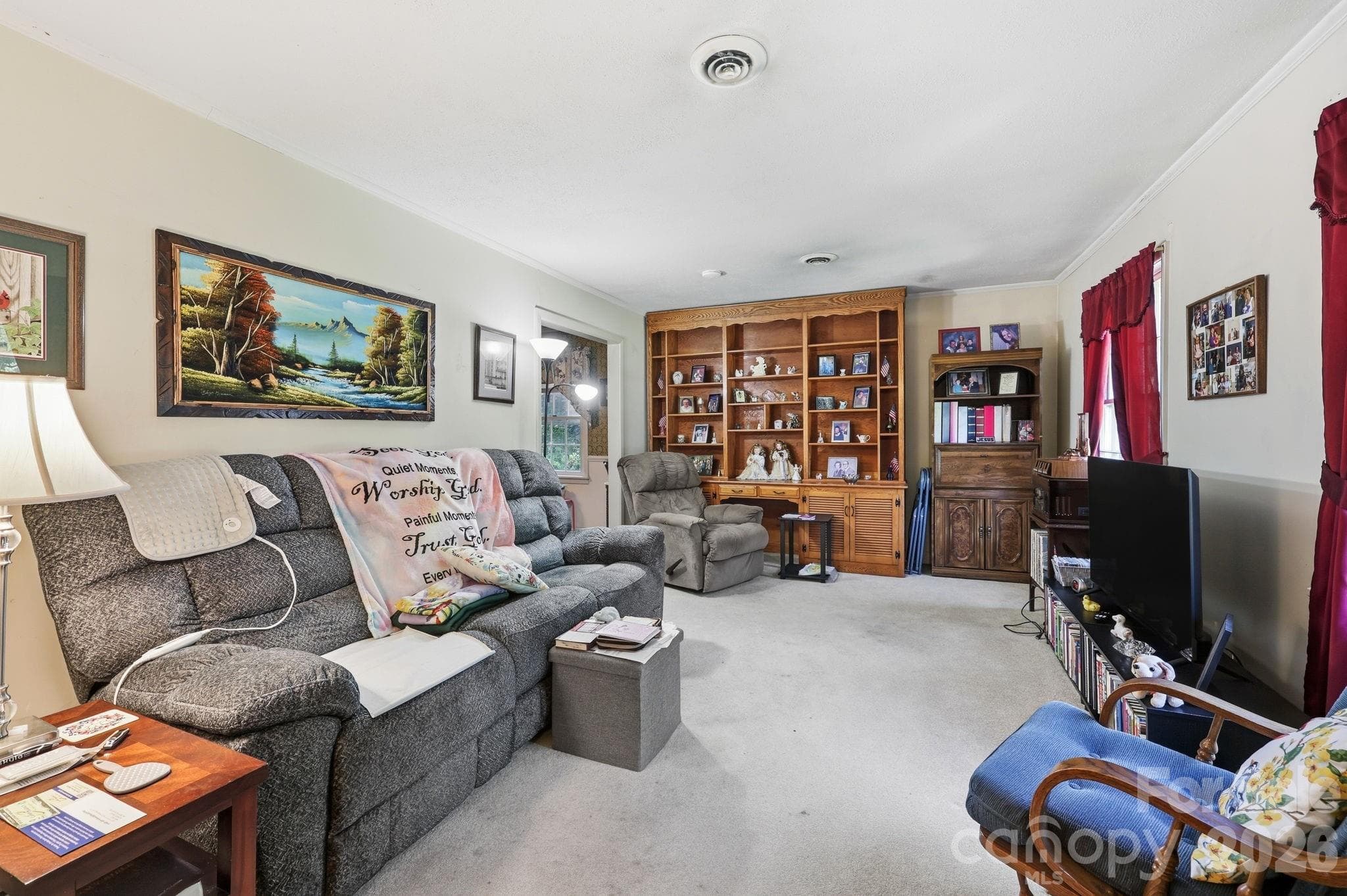 Single Family Residence at 401 White Oaks Drive, Salisbury, photo 12 of 18