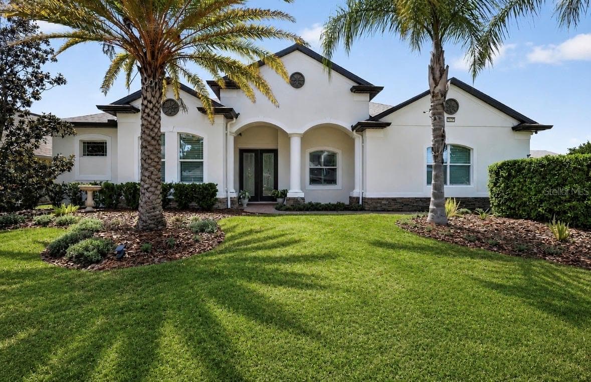8237 BRIDGEPORT BAY CIR
