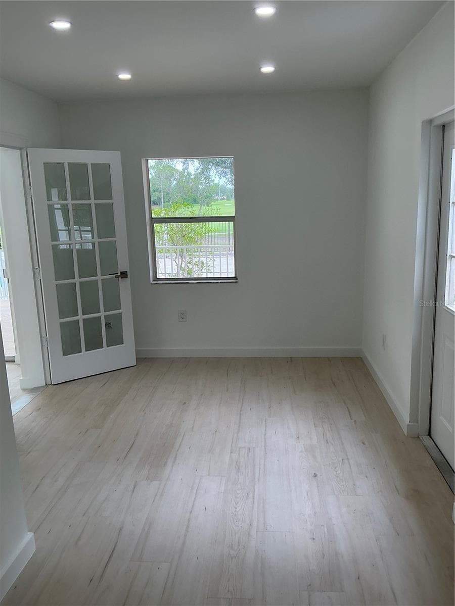 Single Family Residence at 502 MAGELLAN DR, SARASOTA, photo 35 of 56