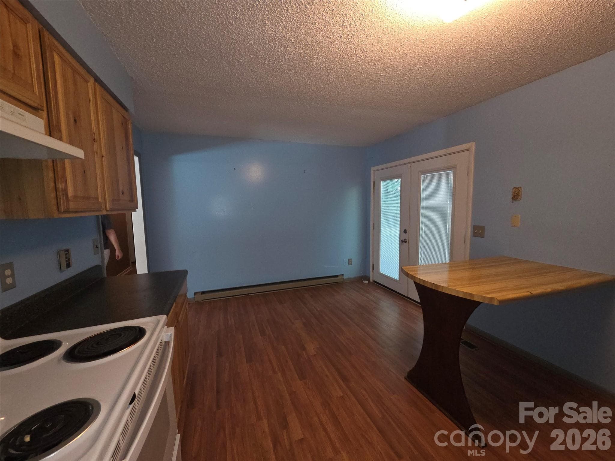 Single Family Residence at Sylva, photo 5 of 18