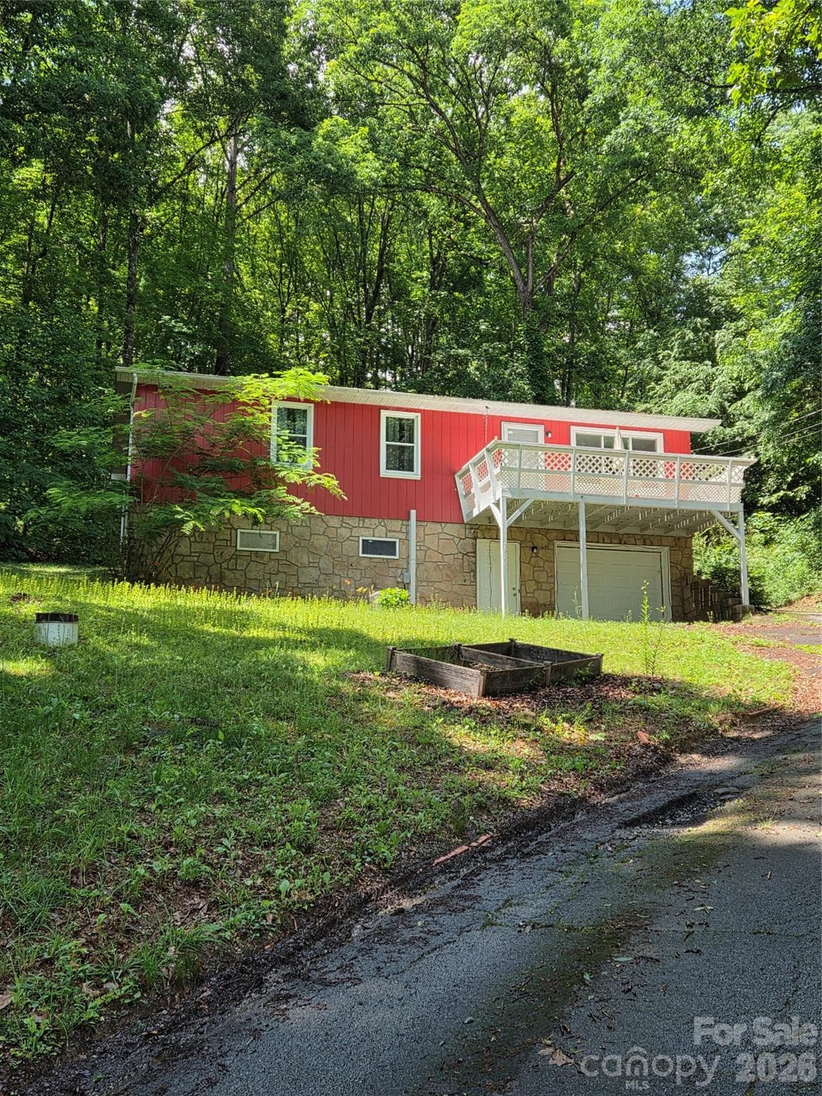 Single Family Residence at 165 Mount Eire Drive, Sylva, photo 16 of 16