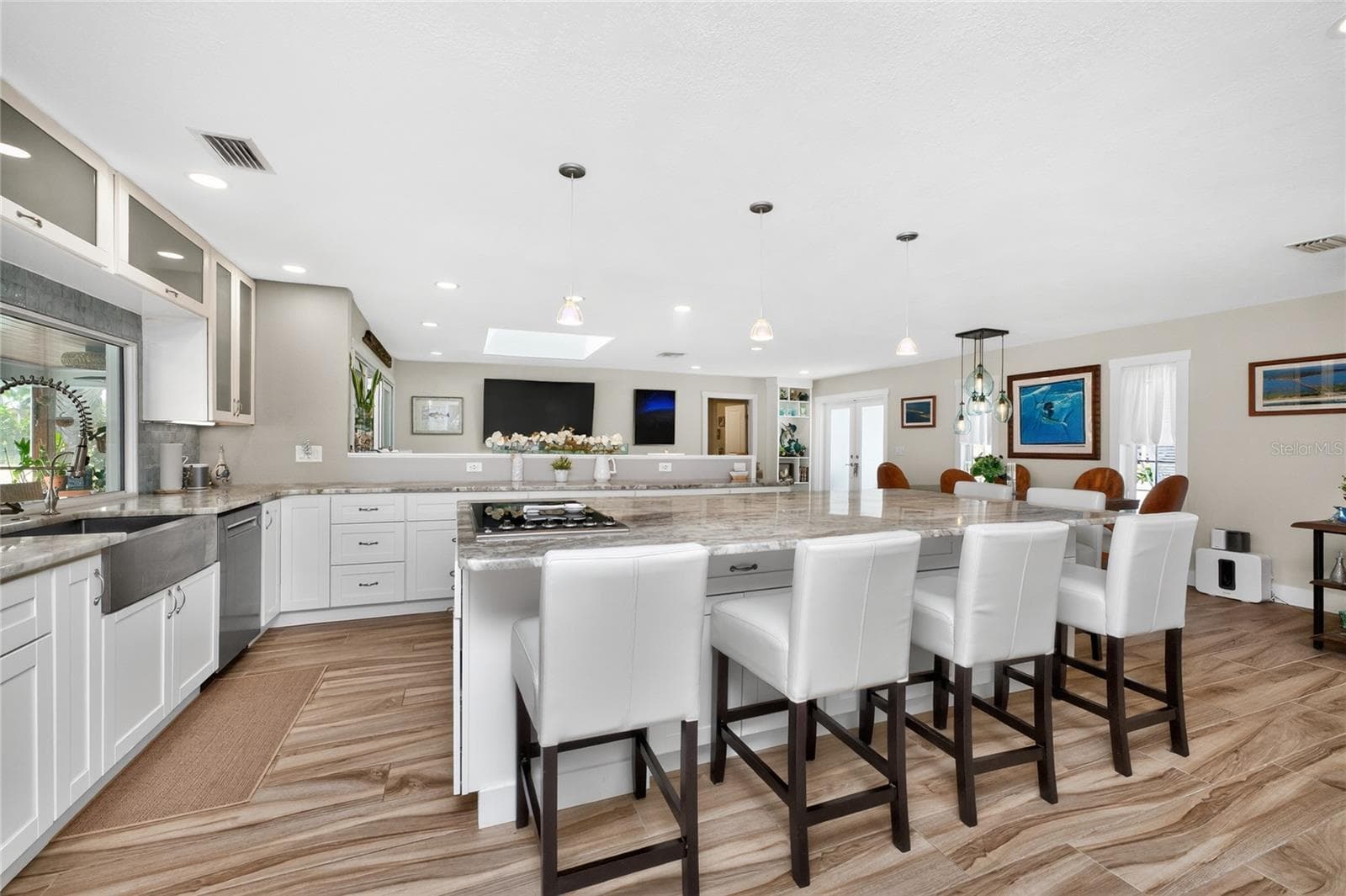 Designed for entertaining where guest lean in wine glass in hand. - 80 SABAL DR, PUNTA GORDA