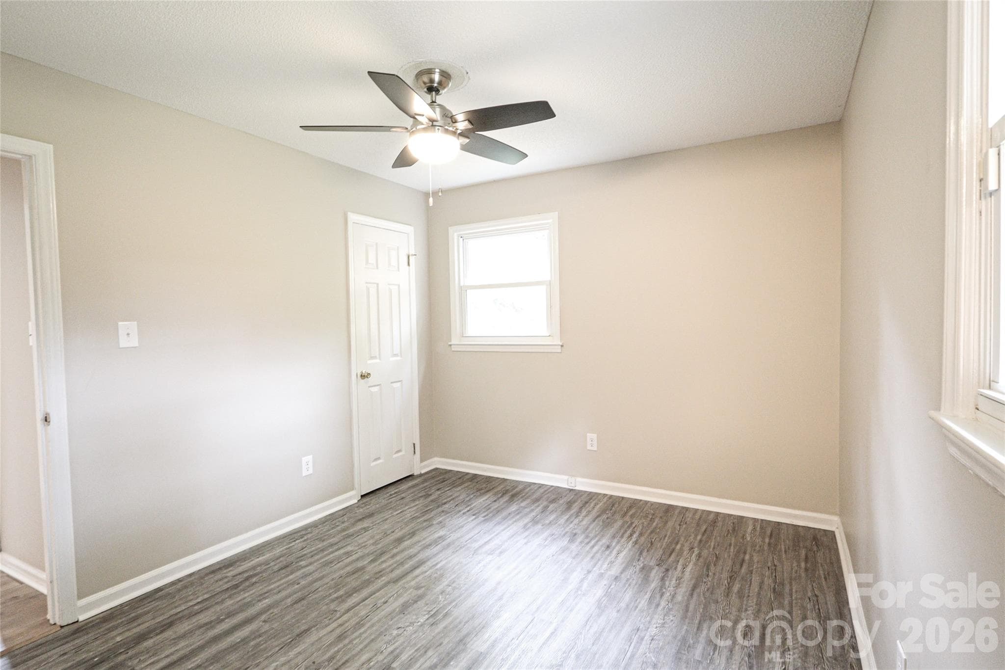 Single Family Residence at 1006 Iris Drive, Gastonia, photo 13 of 30