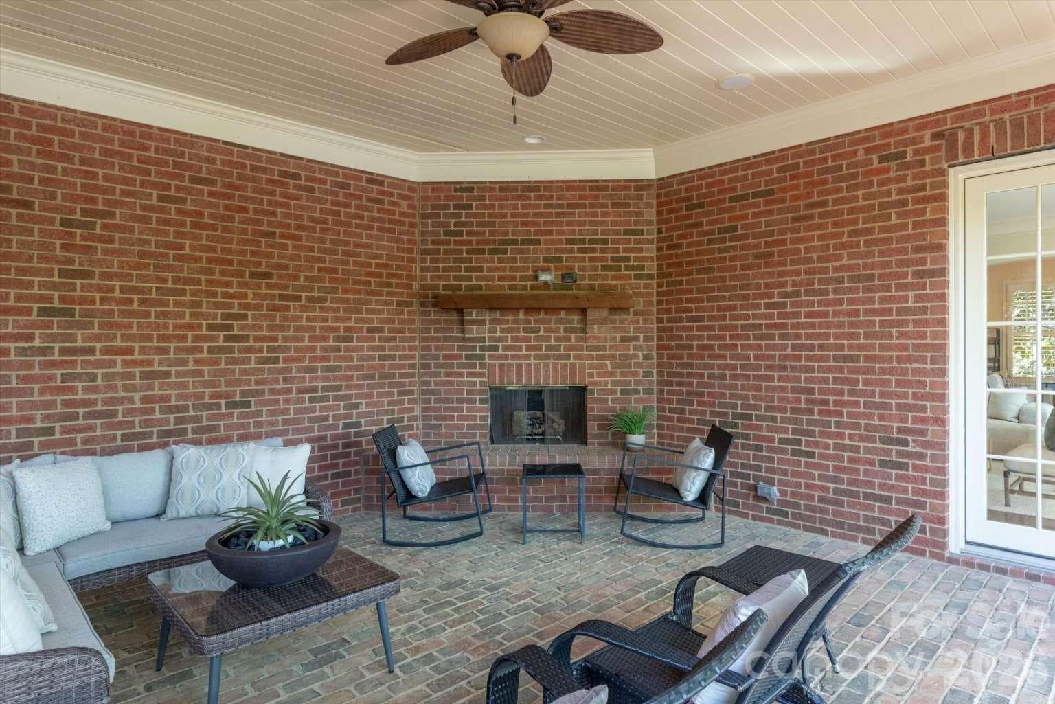 Single Family Residence at Cornelius, photo 25 of 43