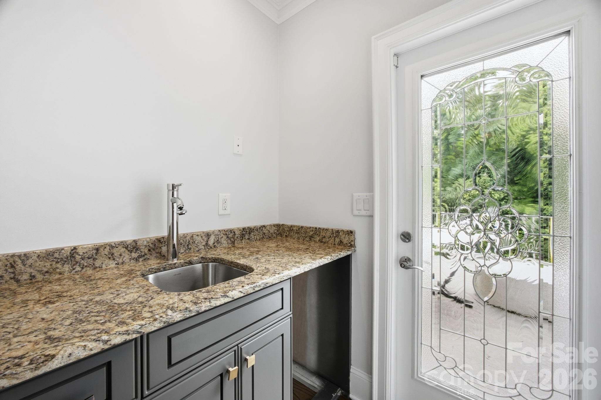Single Family Residence at 3220 Commonwealth Avenue, Charlotte, photo 28 of 45