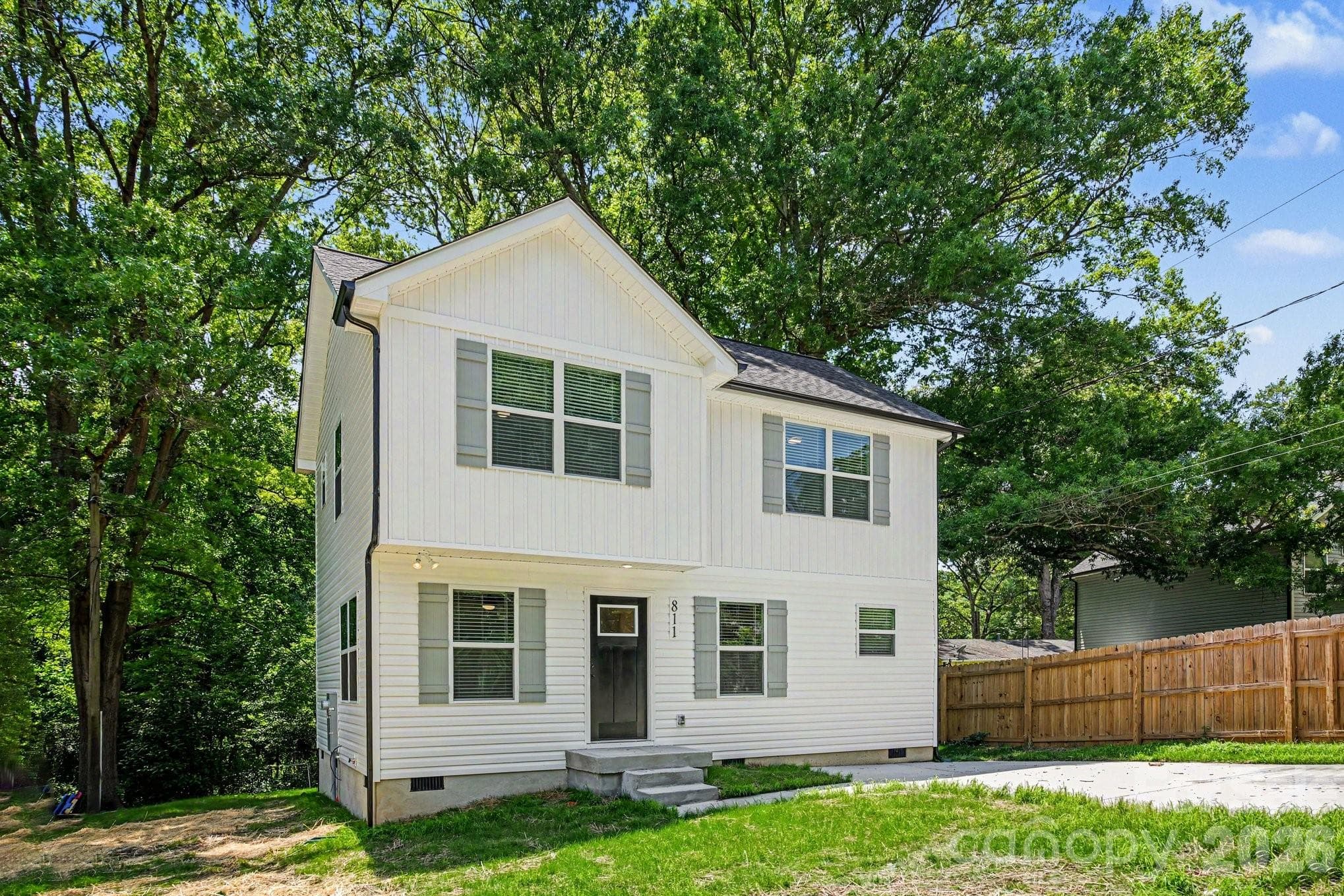 Single Family Residence at Gastonia, photo 3 of 22