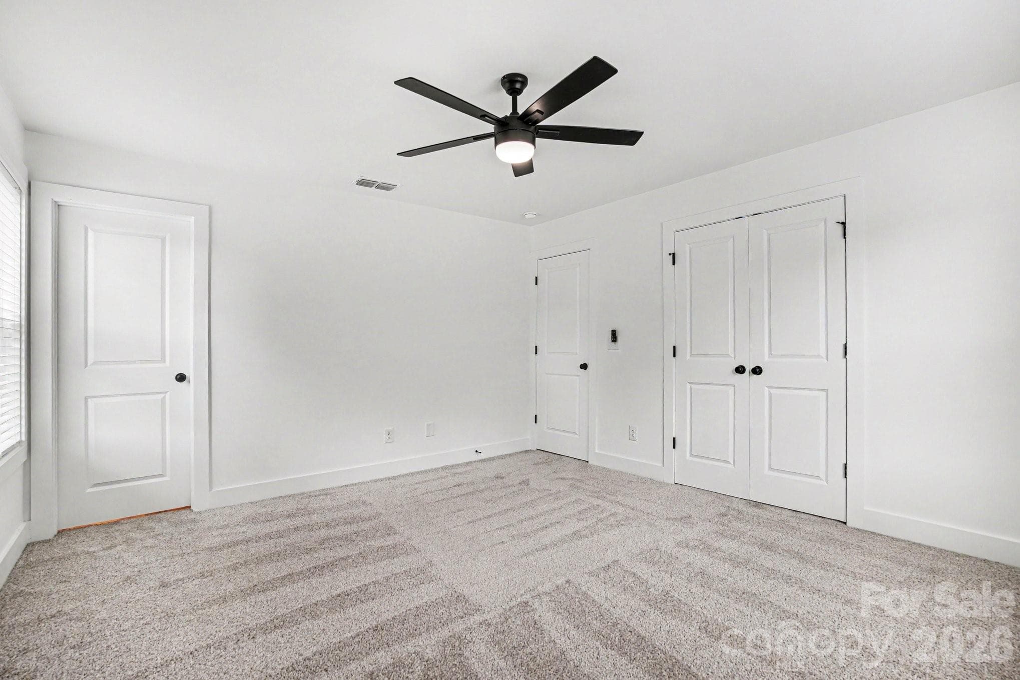 Single Family Residence at 811 Evening Shade Lane, Gastonia, photo 17 of 22
