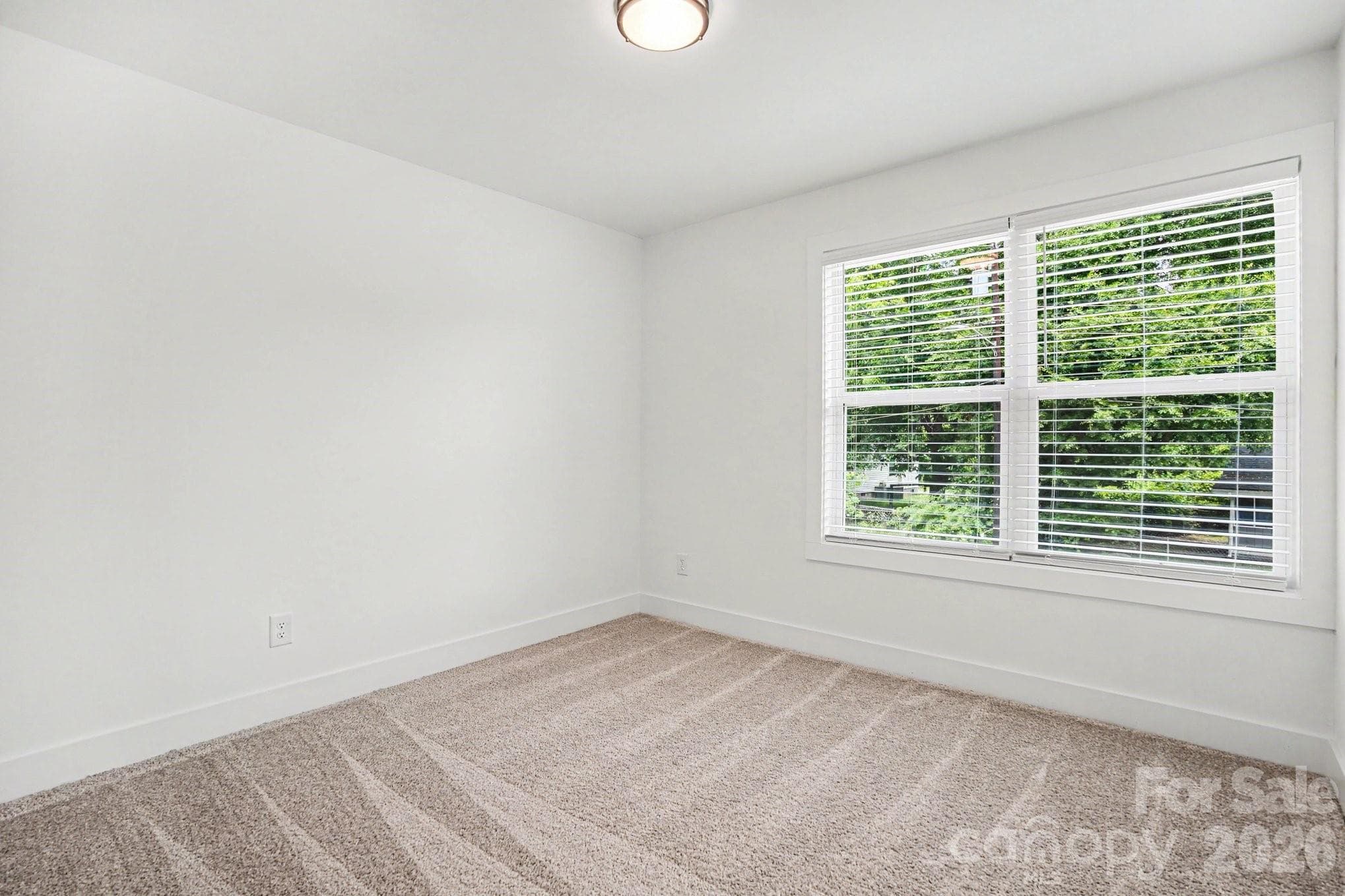 Single Family Residence at 811 Evening Shade Lane, Gastonia, photo 19 of 22