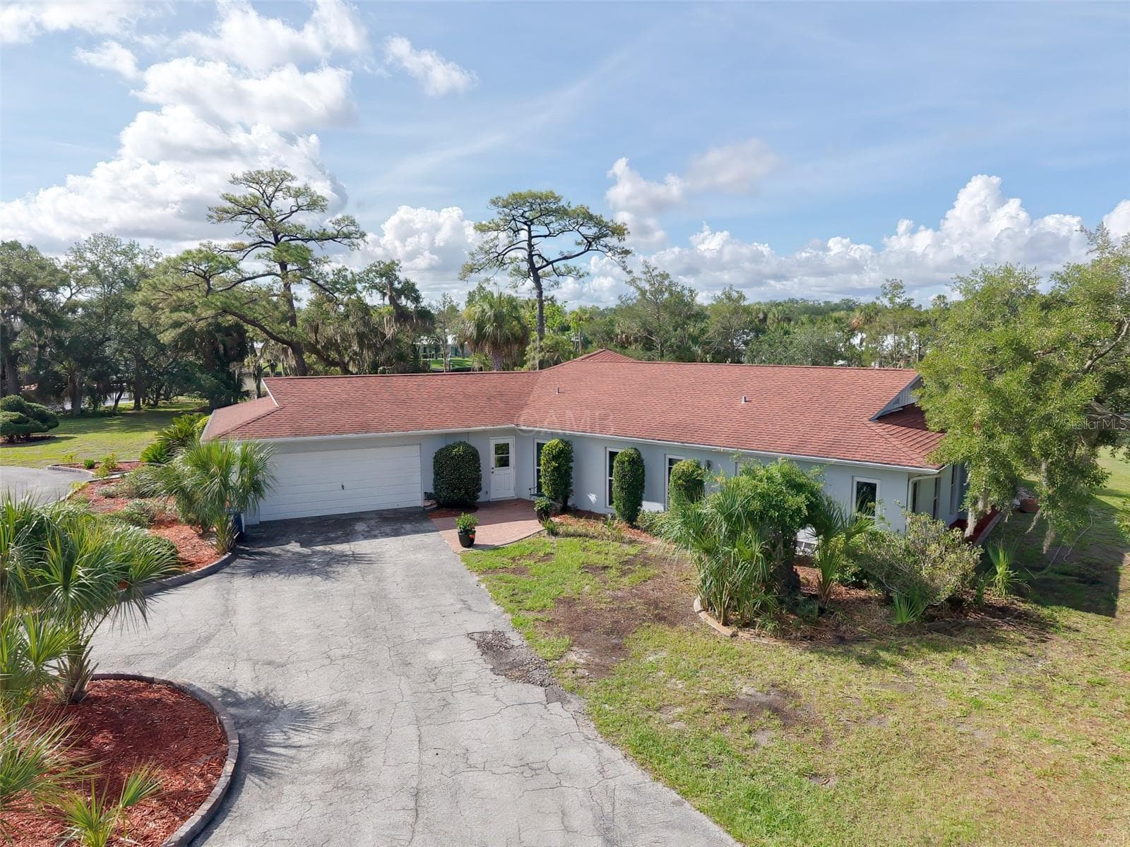 2 car garage - 11580 W DIXIE SHORES DR, CRYSTAL RIVER