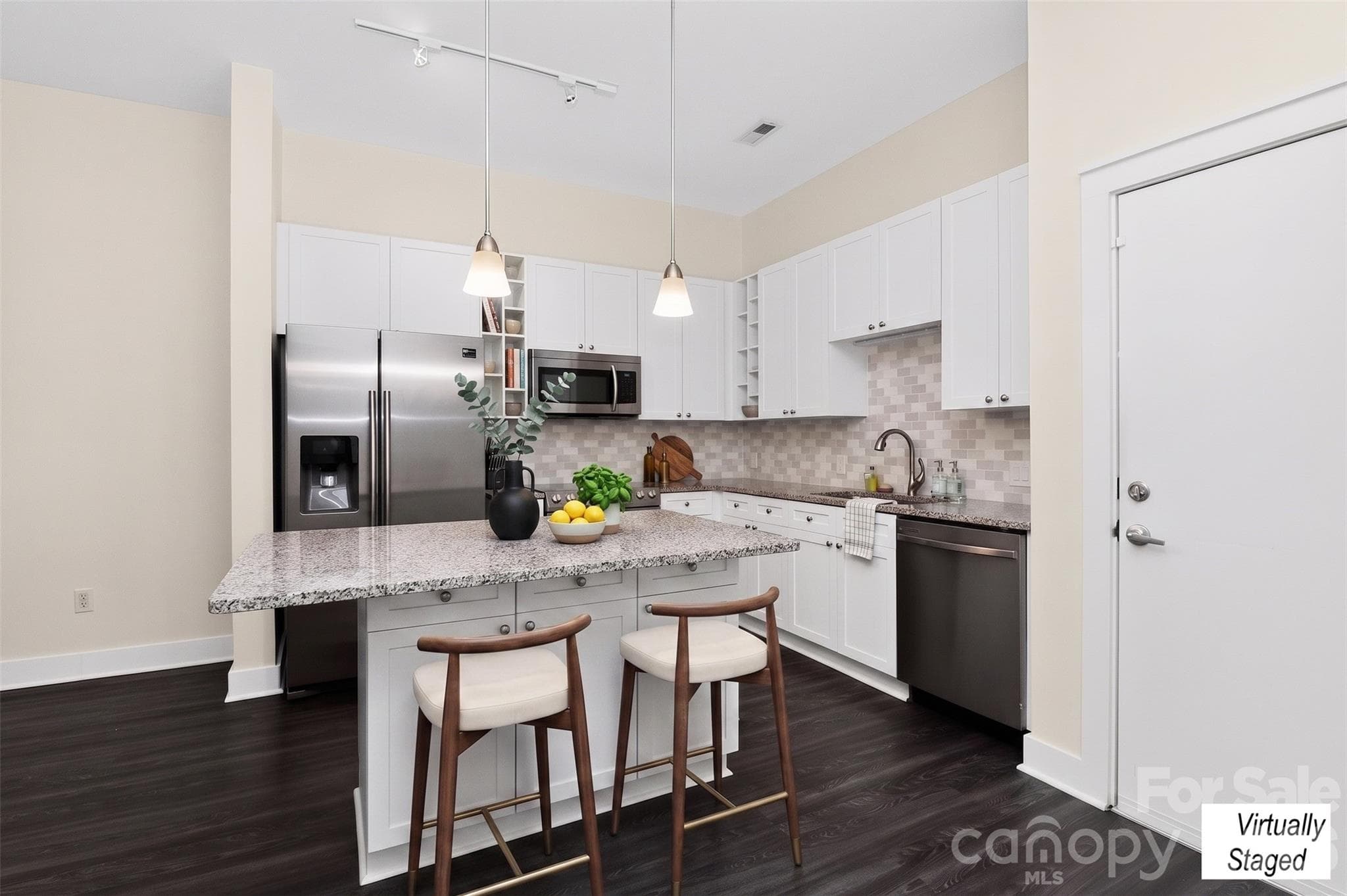 Condominium at 716 N Davidson Street, Charlotte, photo 5 of 33