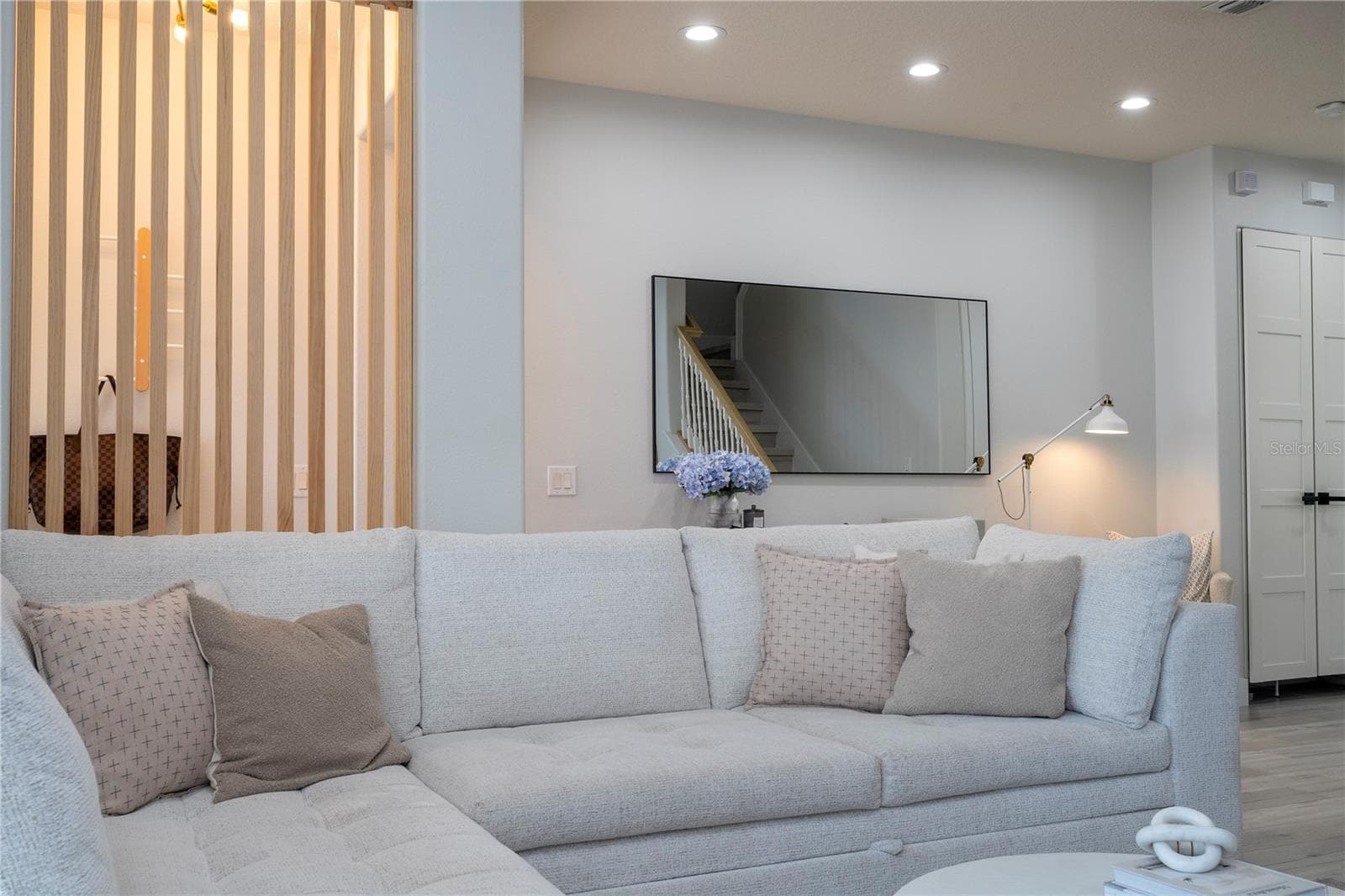 Townhouse at 11861 VERMILLION AVE, WINDERMERE, photo 12 of 98