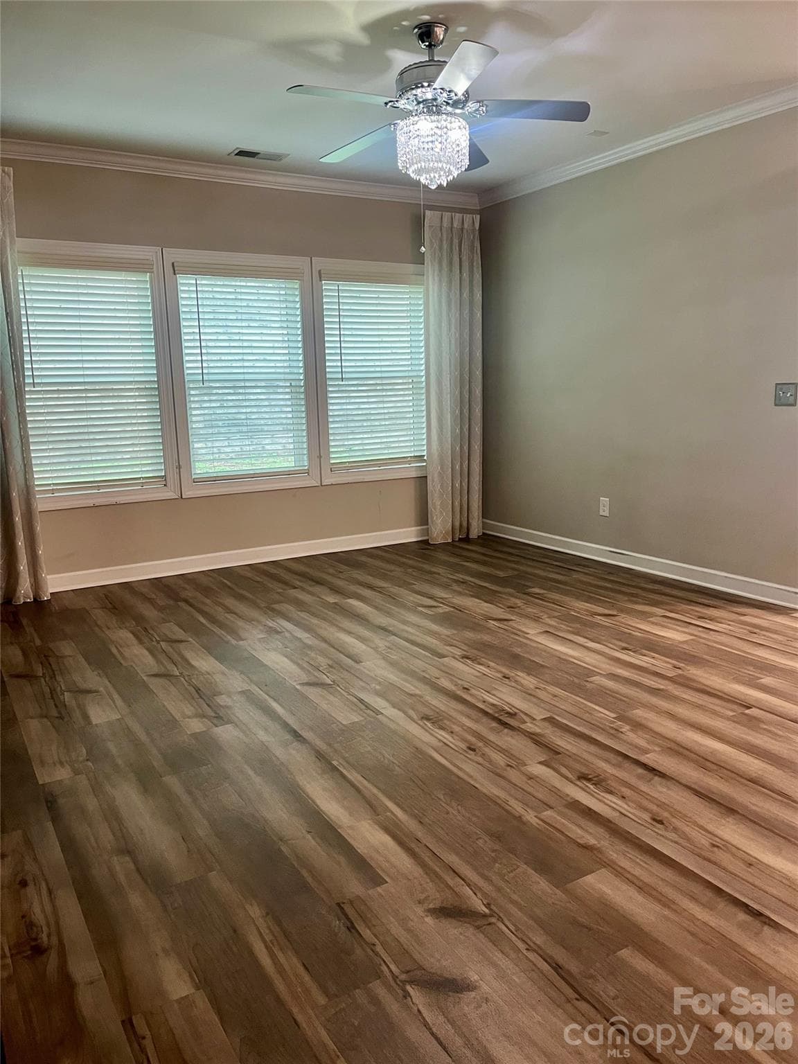 Living Room - Charlotte