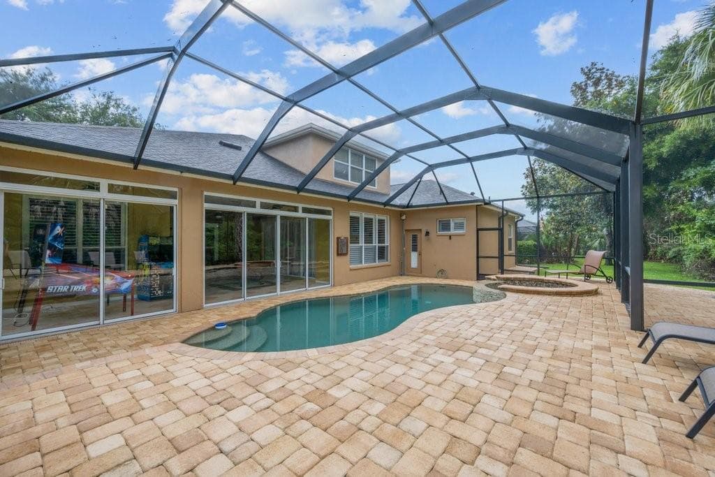Single Family Residence at 6122 KESTRELPARK DR, LITHIA, photo 2 of 54