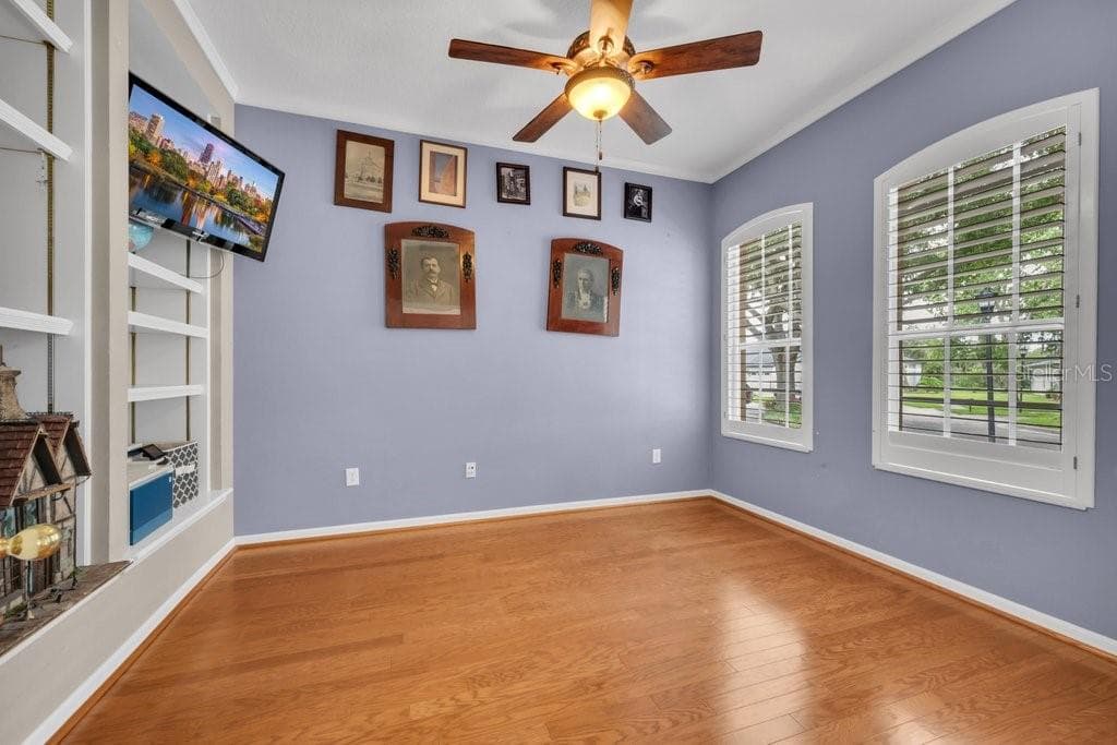 Single Family Residence at 6122 KESTRELPARK DR, LITHIA, photo 5 of 54