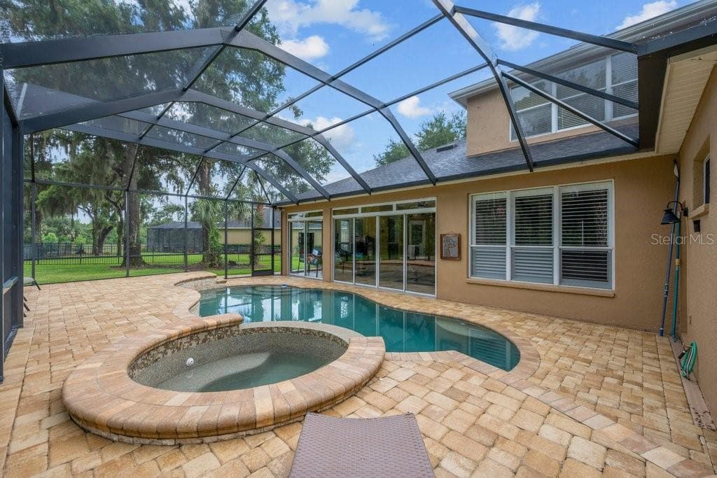 Single Family Residence at 6122 KESTRELPARK DR, LITHIA, photo 42 of 54