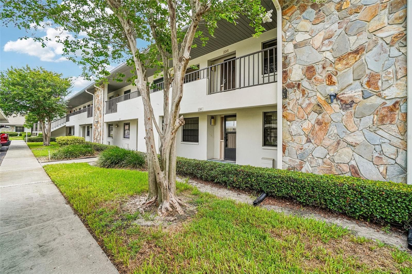 Condominium at 1601 43RD ST N #224, ST PETERSBURG, photo 3 of 44
