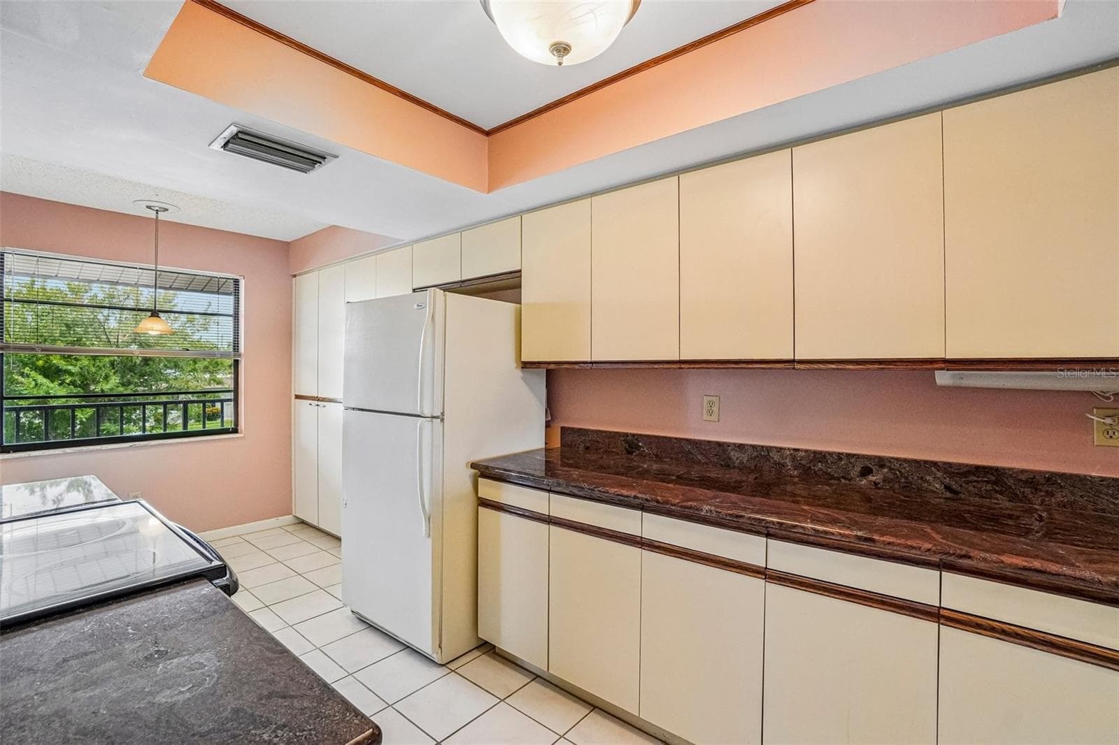 Condominium at 1601 43RD ST N #224, ST PETERSBURG, photo 16 of 44