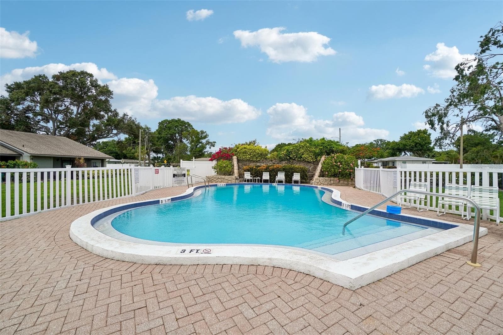 Condominium at 1601 43RD ST N #224, ST PETERSBURG, photo 41 of 44
