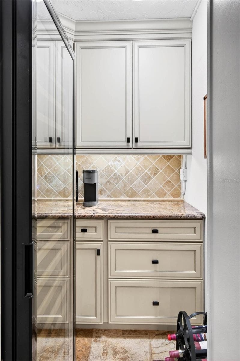Condominium at 1065 EDEN ISLE BLVD NE #2, ST PETERSBURG, photo 14 of 31