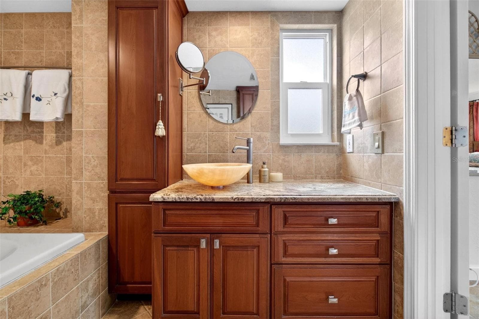Condominium at 1065 EDEN ISLE BLVD NE #2, ST PETERSBURG, photo 26 of 31