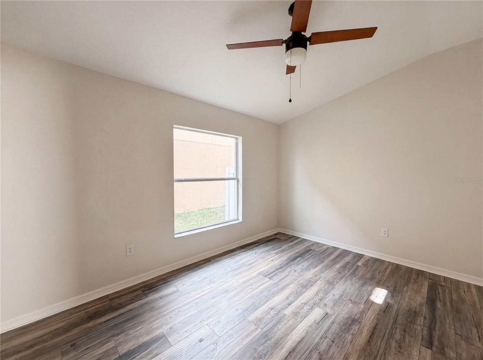 Single Family Residence at 1969 HAWKS VIEW DR, RUSKIN, photo 13 of 24
