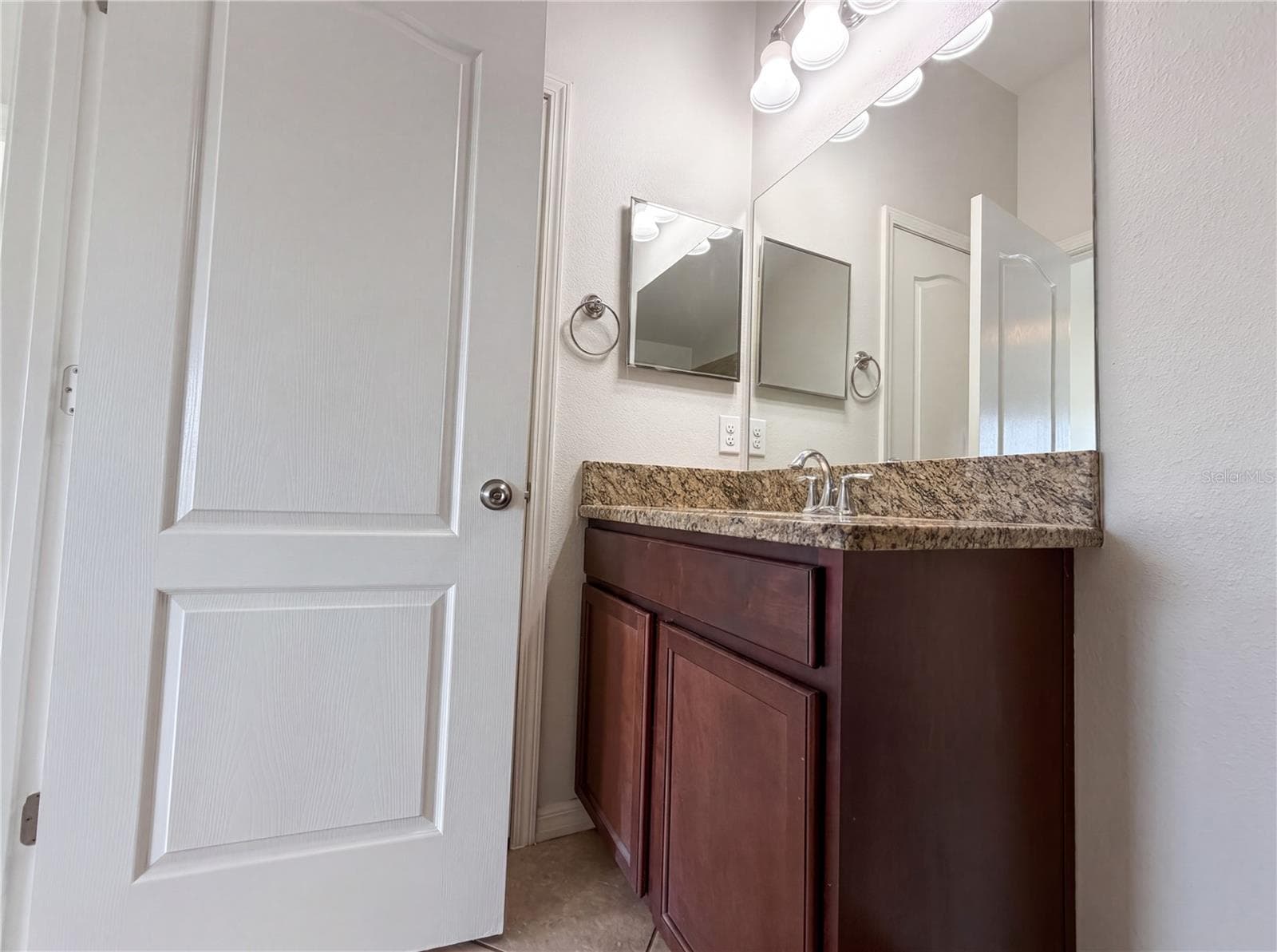 Single Family Residence at 1969 HAWKS VIEW DR, RUSKIN, photo 20 of 24