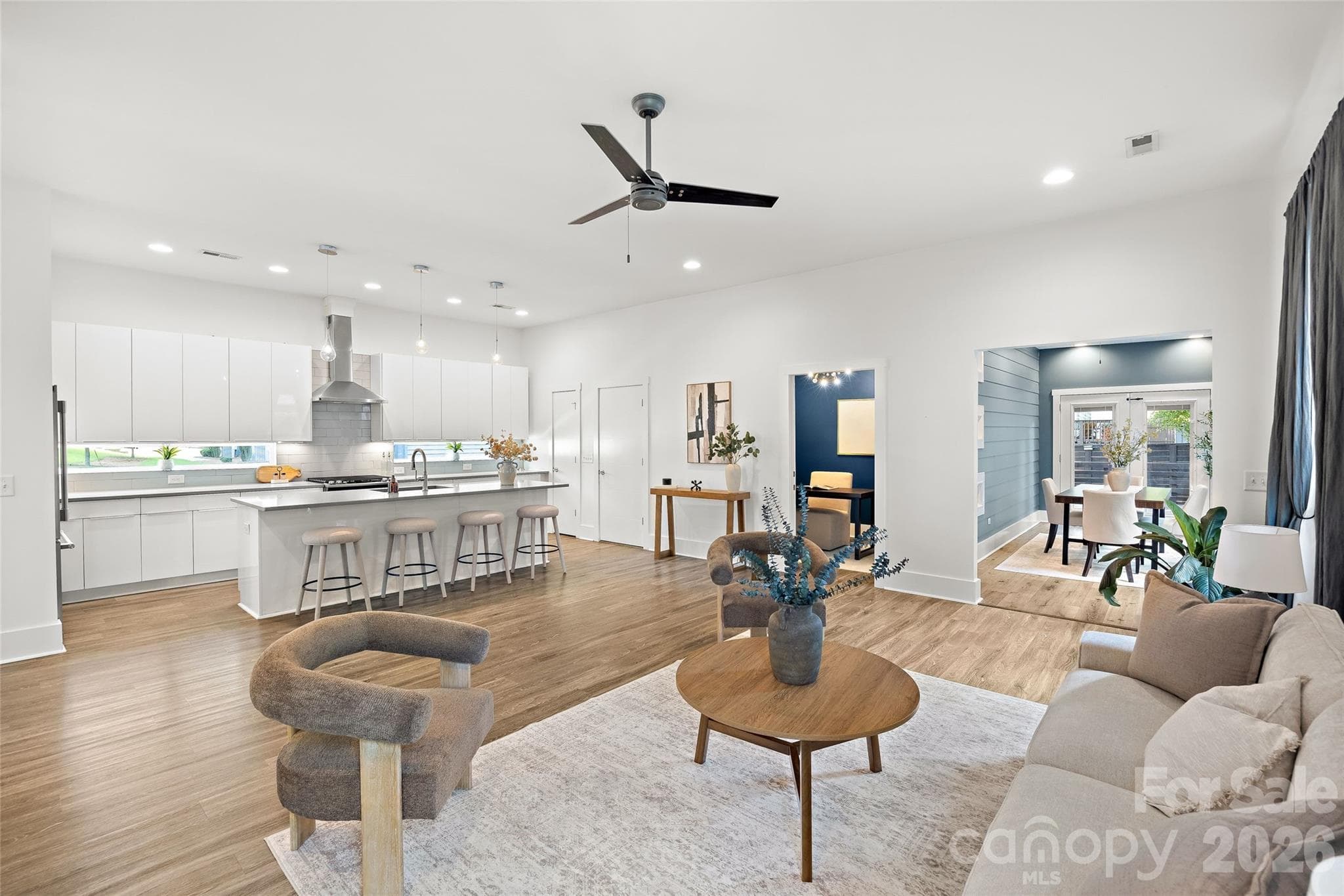 Single Family Residence at 1704 Pegram Street, Charlotte, photo 9 of 48