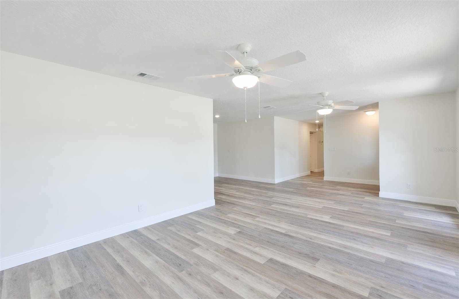 Single Family Residence at 8410 LAVA PL, TAMPA, photo 23 of 55
