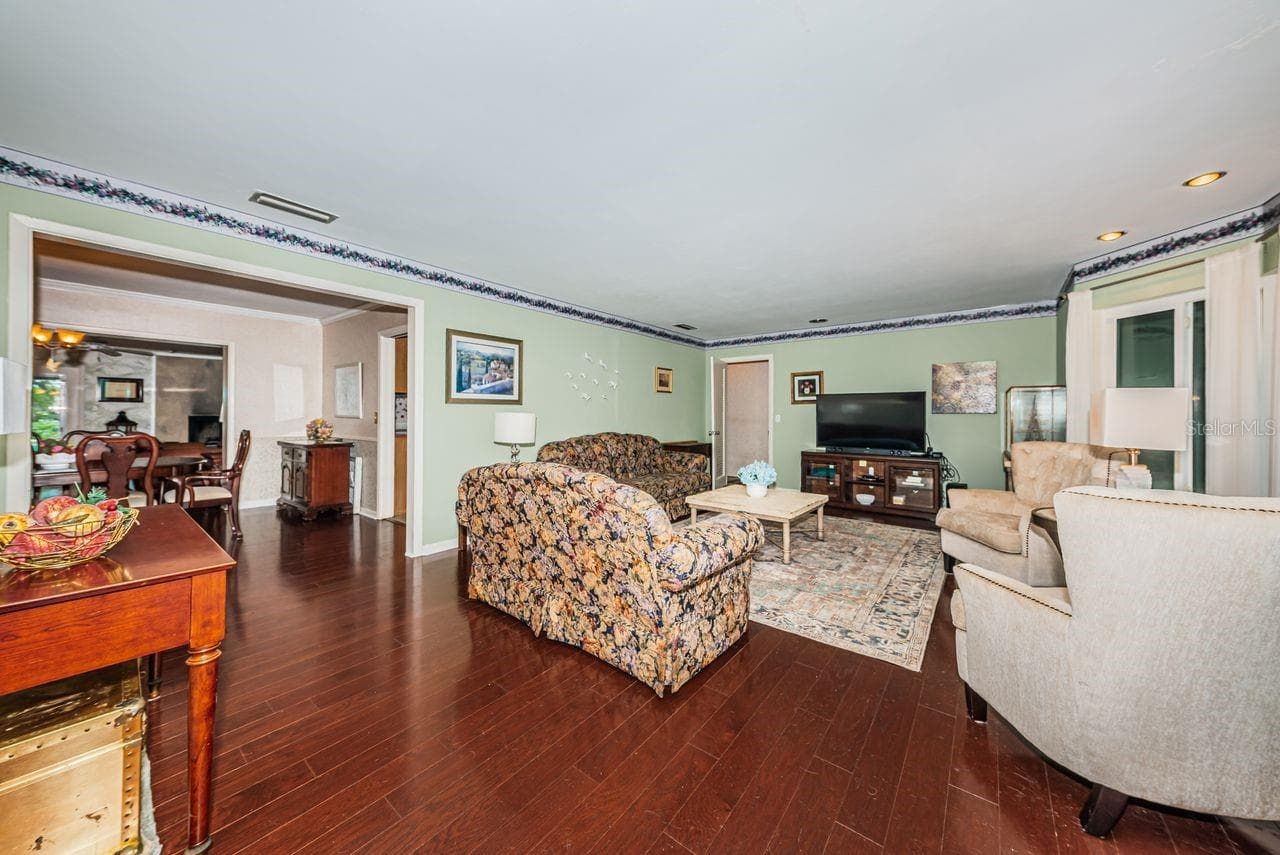 Living Room near front Foyer - 1704 CYPRESS AVE, BELLEAIR