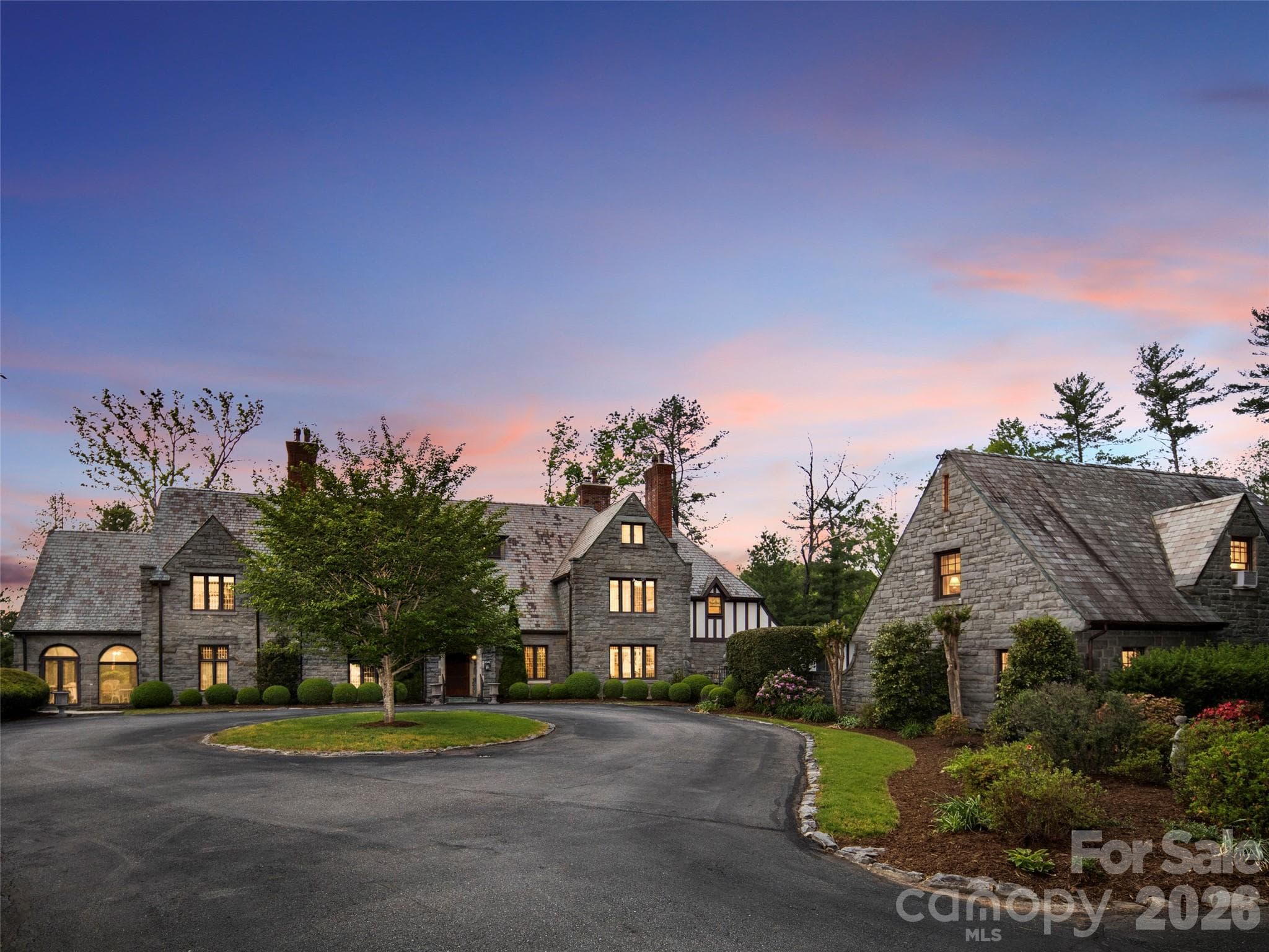 Single Family Residence at 436 Vanderbilt Road, Biltmore Forest, photo 3 of 48