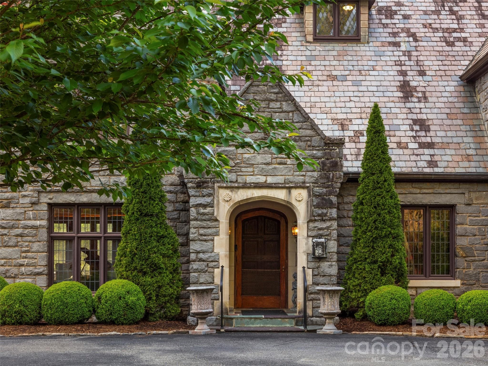 Single Family Residence at 436 Vanderbilt Road, Biltmore Forest, photo 6 of 48