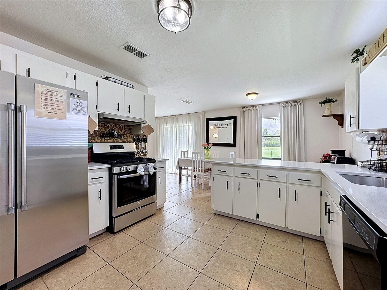 Single Family Residence at 1716 TERRY CIR NE, WINTER HAVEN, photo 4 of 28