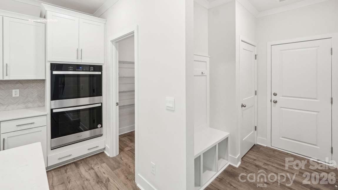 Single Family Residence at York, photo 9 of 37
