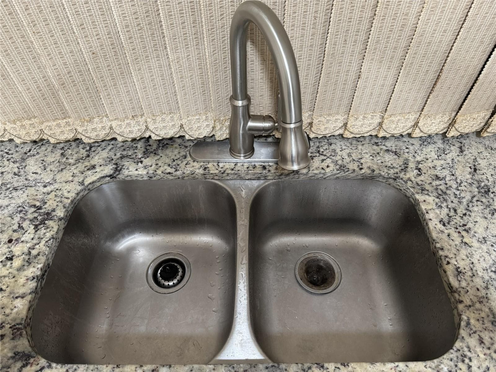 Kitchen Sink - 11220 ELDERBERRY DR, PORT RICHEY