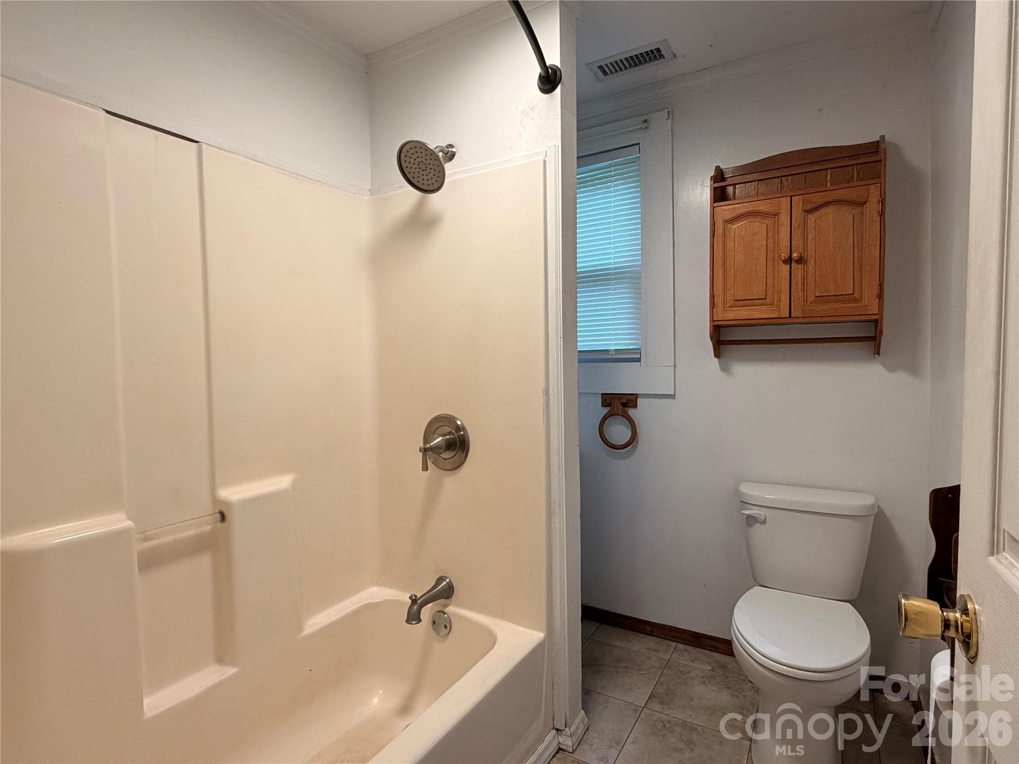 Bathroom - 470 & 460 S Moose Road, Mount Pleasant