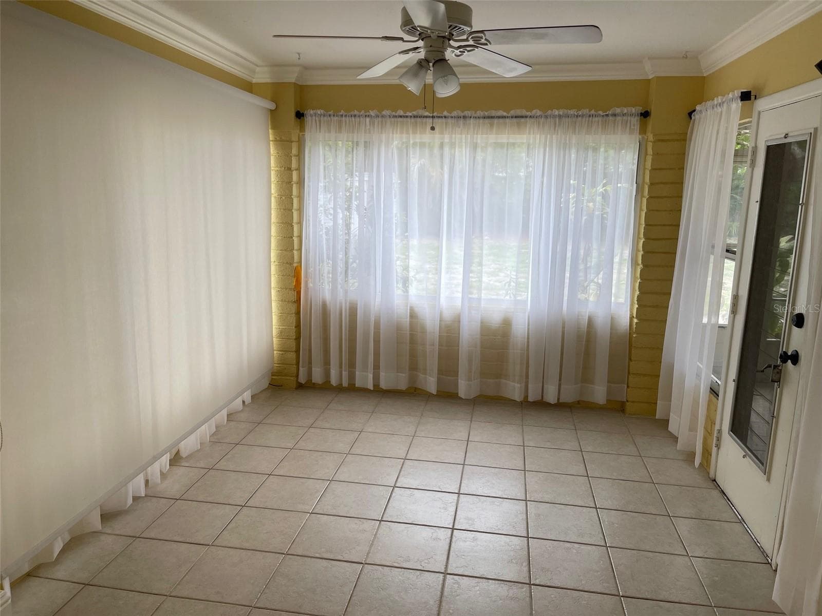 Single Family Residence at 2165 SUNNYSIDE LN, SARASOTA, photo 19 of 30