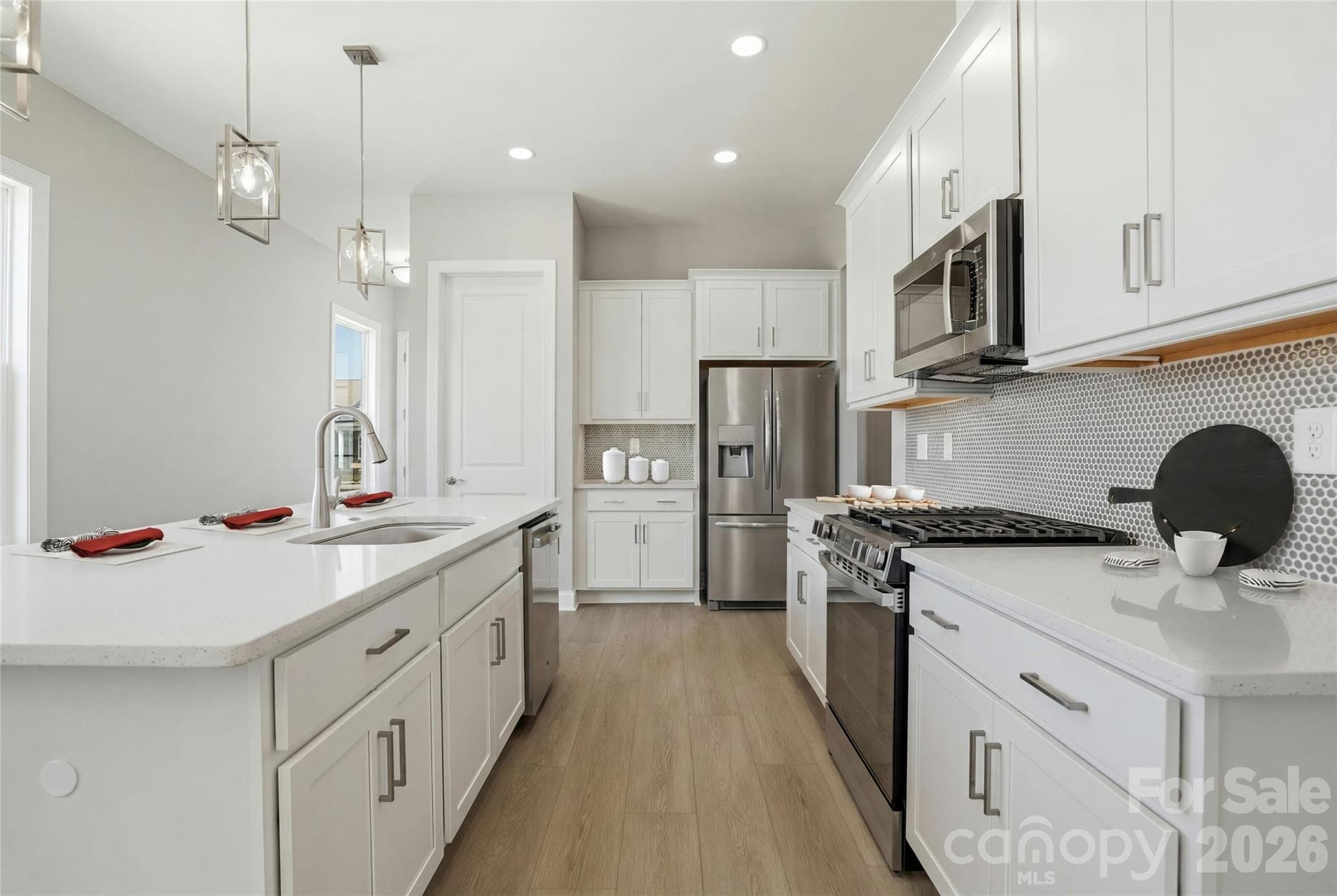 Kitchen - 122 Marina Bay Trail, Locust