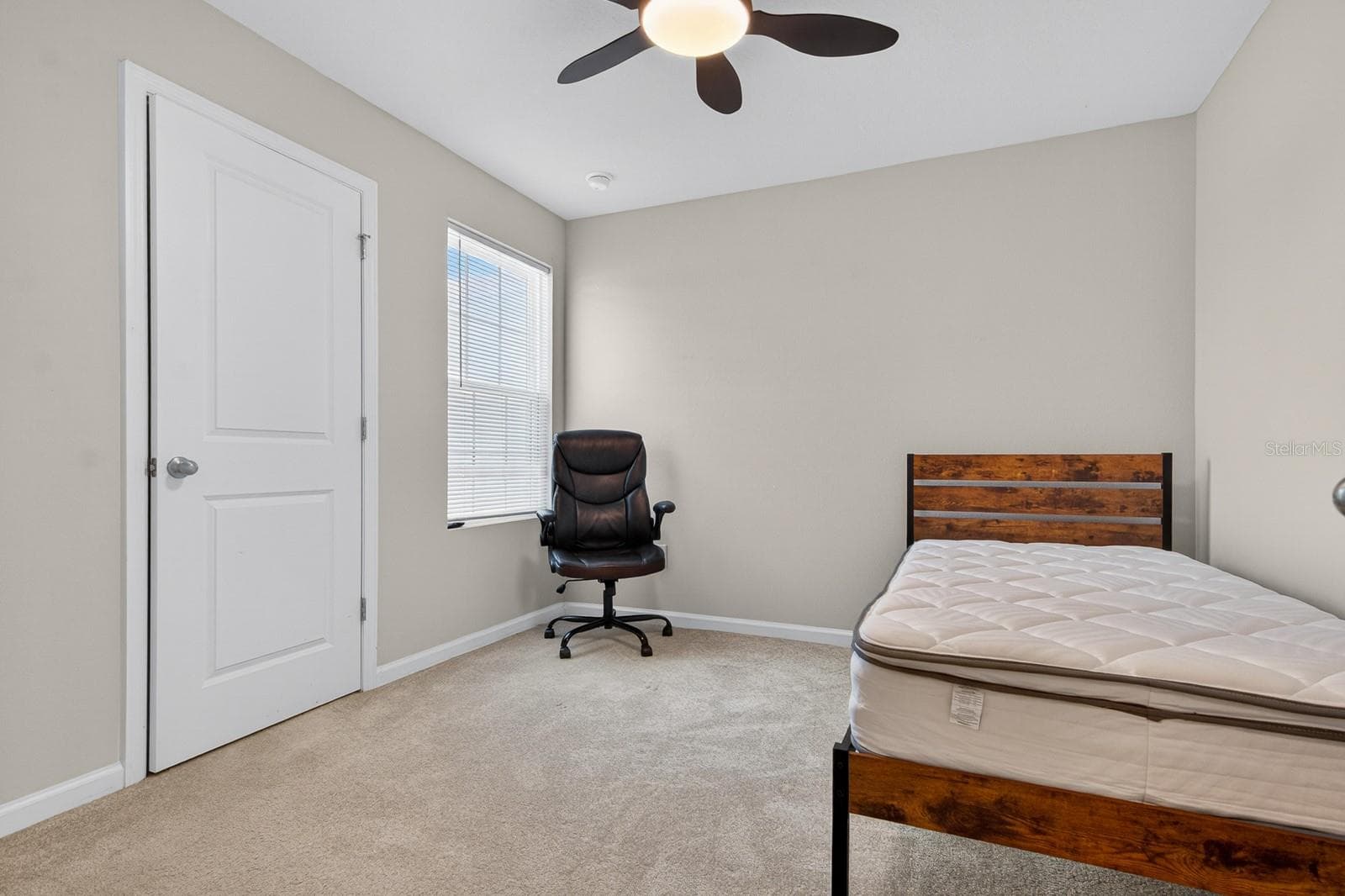 Townhouse at 3048 VICTORIA INLET DR, HOLIDAY, photo 24 of 37