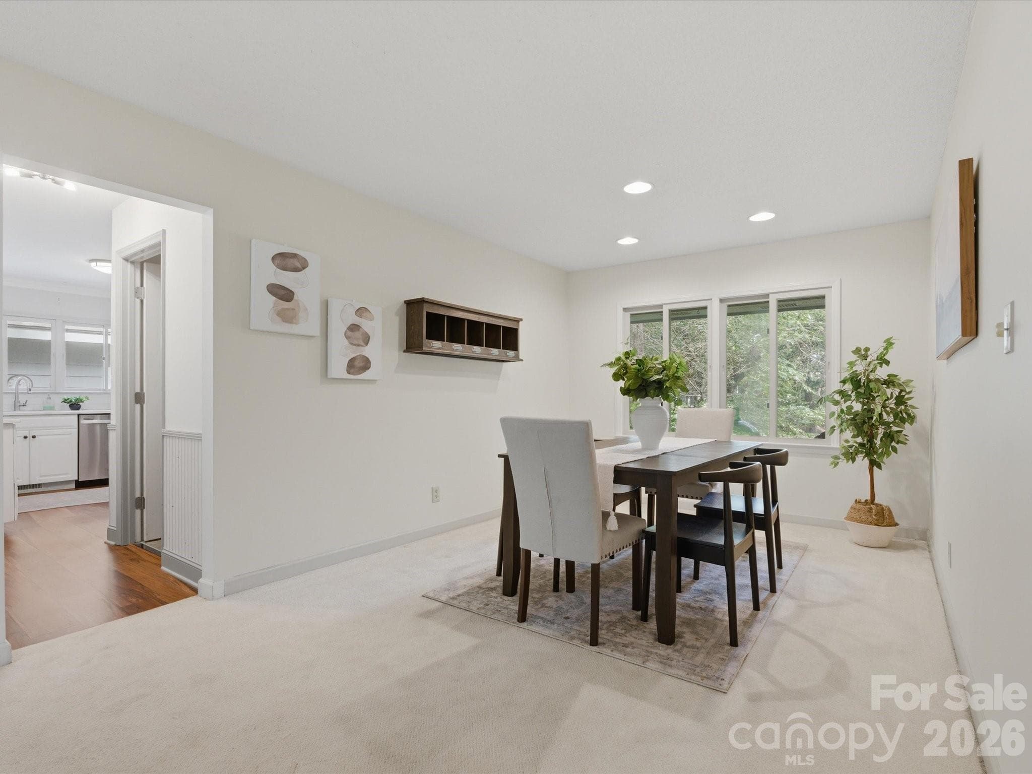 Single Family Residence at 26 Honeysuckle Woods, Clover, photo 7 of 32