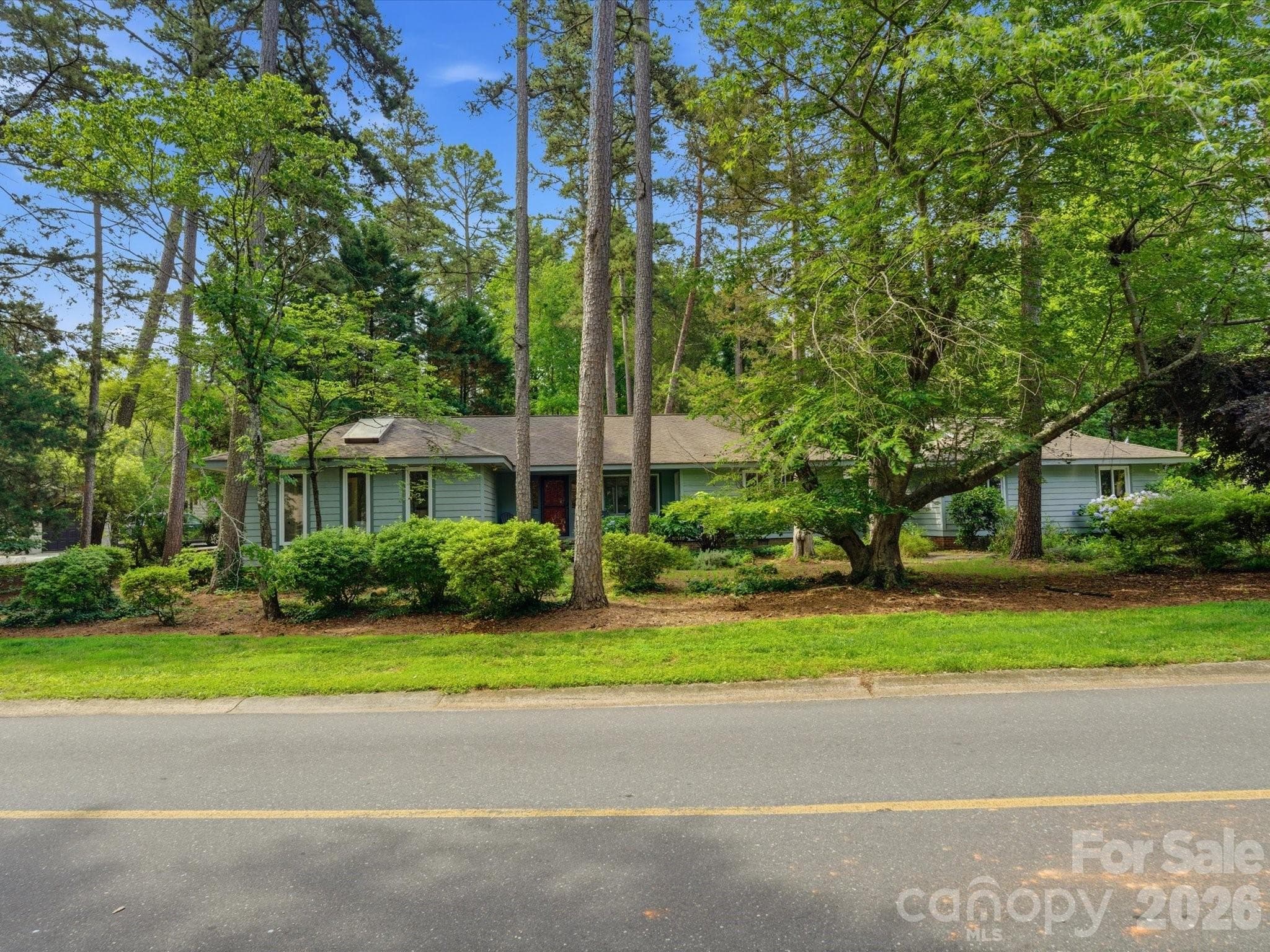 Single Family Residence at 26 Honeysuckle Woods, Clover, photo 26 of 32