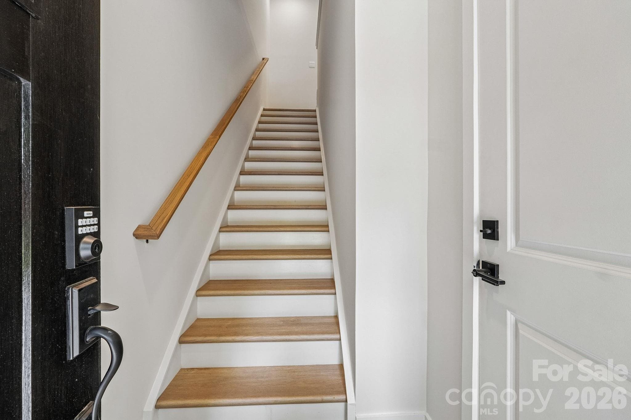 Townhouse at Charlotte, photo 5 of 35