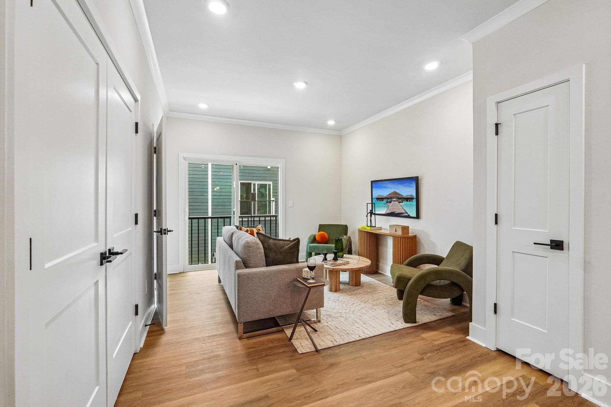 Townhouse at Charlotte, photo 6 of 35