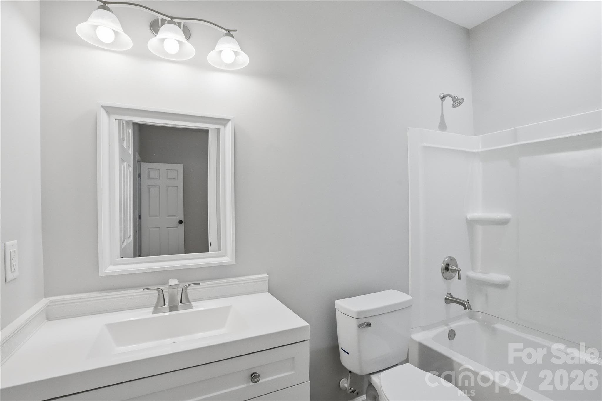 Level 1: Bathroom - 9417 Kings Parade Boulevard, Charlotte