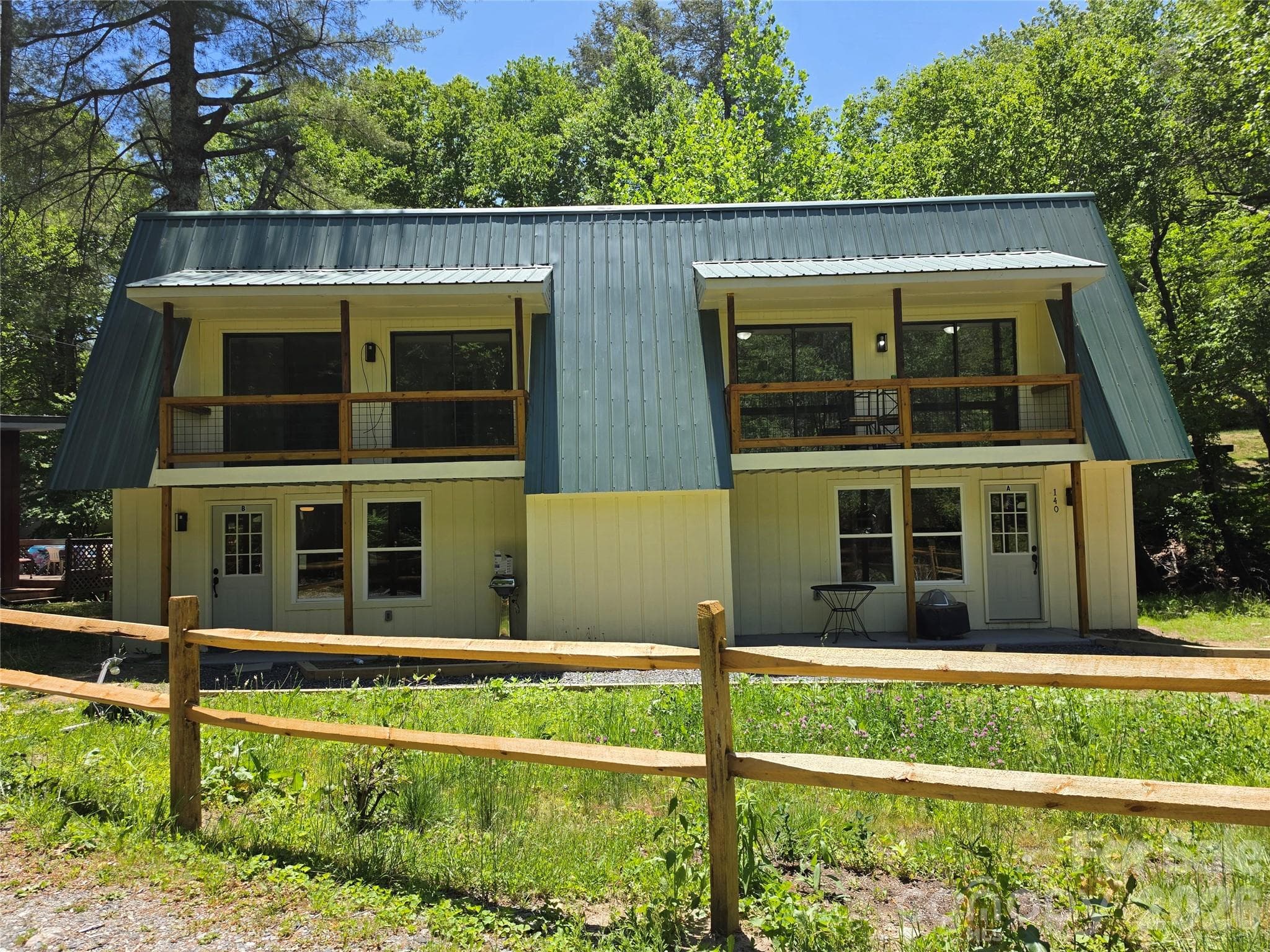 Duplex at 140 Nestle Road, Boone, photo 4 of 37